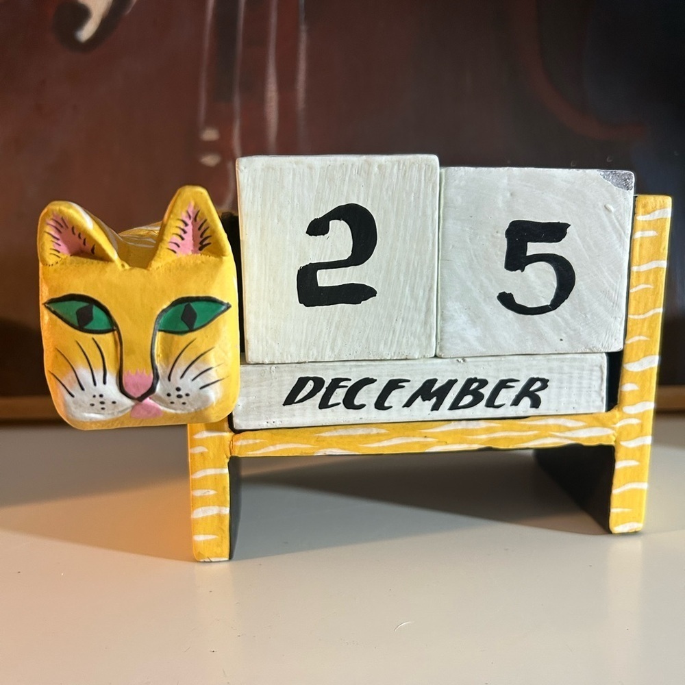 Hand Carved Cat Perpetual Calendar Wooden Desk Calendar Indonesia Folk Art